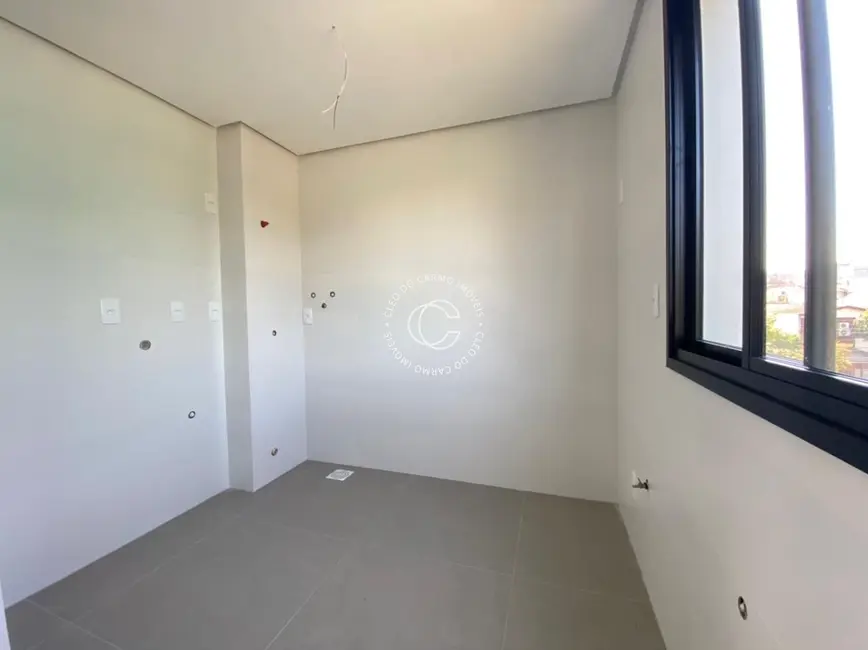 Foto 3 de Apartamento com 2 quartos à venda, 90m2 em Duque de Caxias, Santa Maria - RS