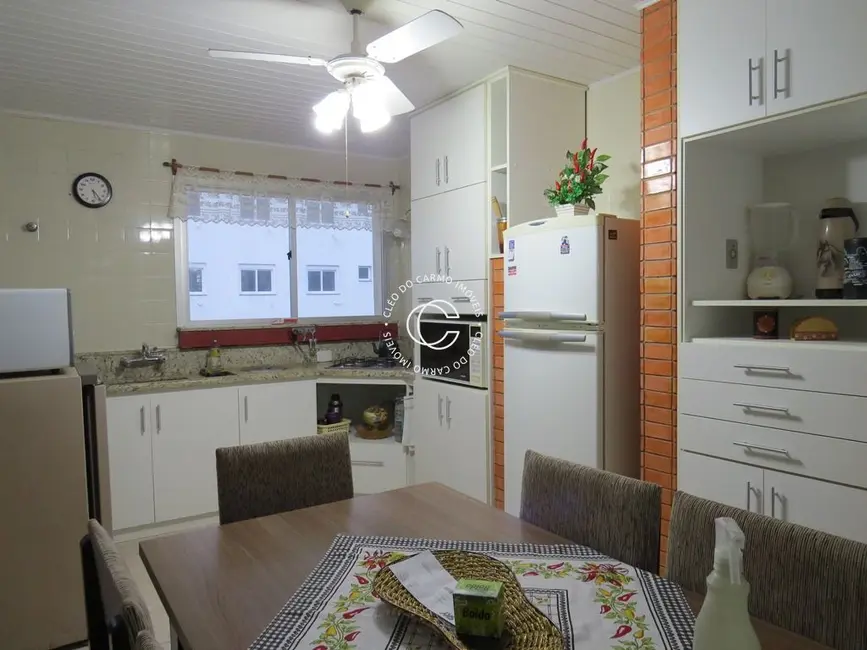 Cobertura com 4 quartos à venda, 248m2 em Capao Da Canoa - RS - imagem 6 Foto 6 de Cobertura com 4 quartos à venda, 248m2 em Capao Da Canoa - RS