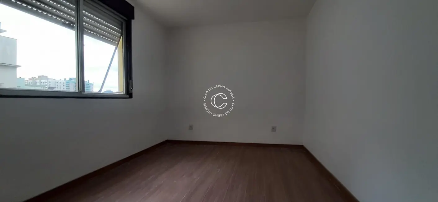 Cobertura com 3 quartos à venda, 170m2 em Nossa Senhora de Fátima, Santa Maria - RS - imagem 8 Foto 8 de Cobertura com 3 quartos à venda, 170m2 em Nossa Senhora de Fátima, Santa Maria - RS