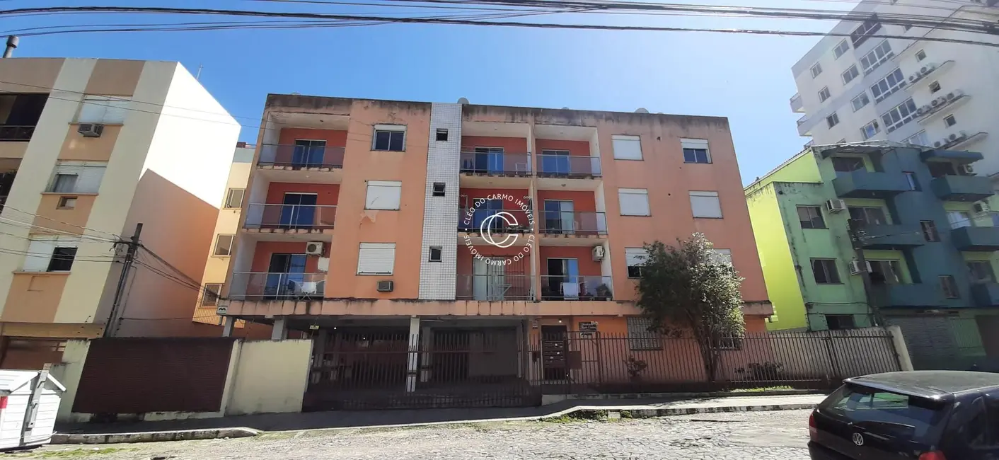 Foto 9 de Apartamento com 2 quartos à venda, 39m2 em Nossa Senhora de Fátima, Santa Maria - RS