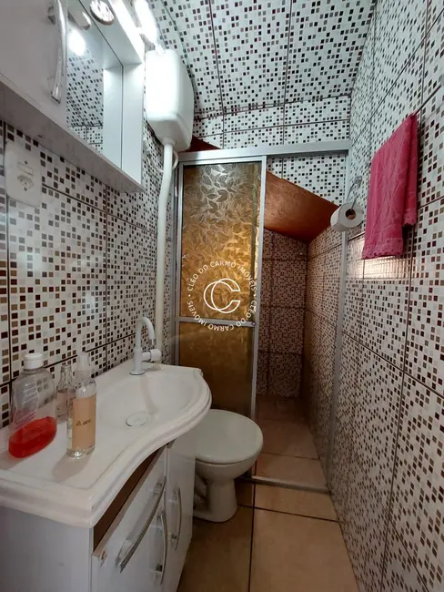 Casa com 4 quartos à venda, 149m2 em São José, Santa Maria - RS - imagem 5 Foto 5 de Casa com 4 quartos à venda, 149m2 em São José, Santa Maria - RS