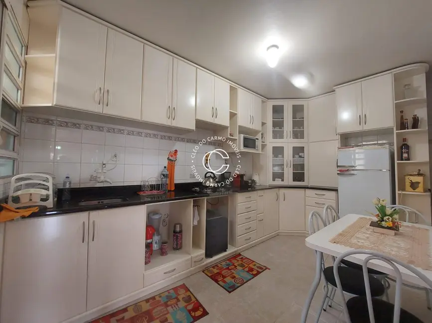 Foto 4 de Apartamento com 3 quartos à venda, 107m2 em Nossa Senhora de Fátima, Santa Maria - RS