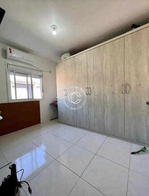 Casa com 2 quartos à venda, 67m2 em Campestre do Menino Deus, Santa Maria - RS - imagem 8 Foto 8 de Casa com 2 quartos à venda, 67m2 em Campestre do Menino Deus, Santa Maria - RS