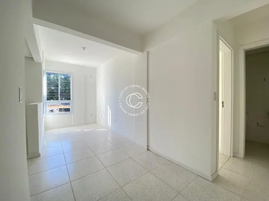 Foto 4 de Apartamento com 1 quarto à venda, 46m2 em Lorenzi, Santa Maria - RS