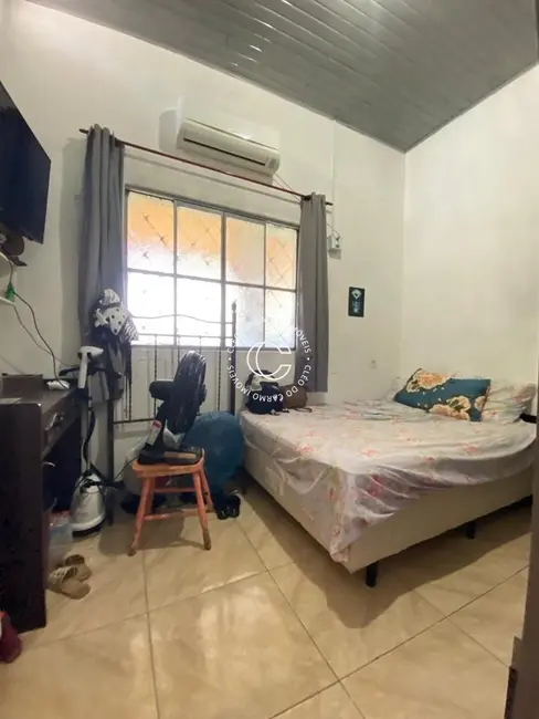 Casa com 4 quartos à venda, 120m2 em Km 3, Santa Maria - RS - imagem 5 Foto 5 de Casa com 4 quartos à venda, 120m2 em Km 3, Santa Maria - RS