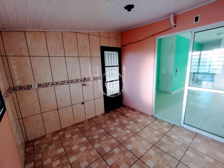 Foto 6 de Casa de Condomínio com 2 quartos à venda, 66m2 em Nossa Senhora de Lourdes, Santa Maria - RS
