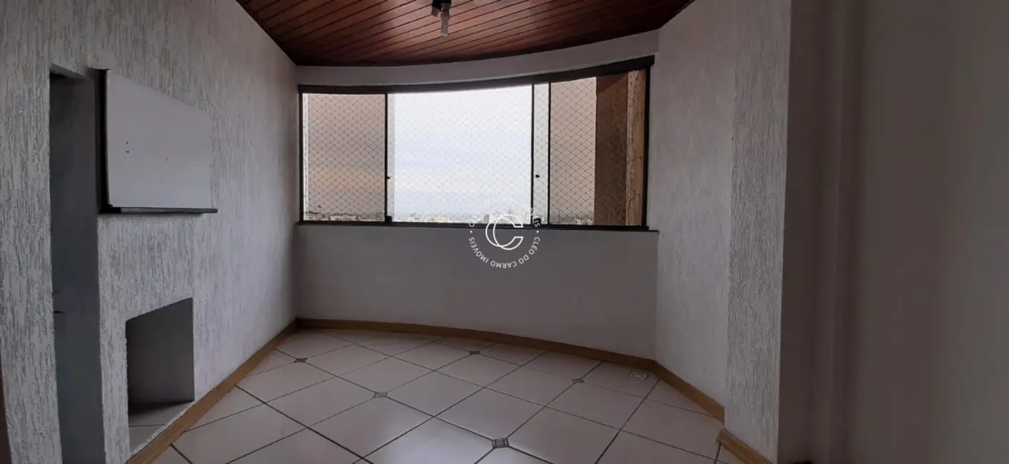 Foto 4 de Apartamento com 3 quartos à venda, 90m2 em Nossa Senhora das Dores, Santa Maria - RS