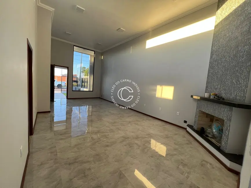 Casa com 3 quartos à venda, 154m2 em Pinheiro Machado, Santa Maria - RS - imagem 4 Foto 4 de Casa com 3 quartos à venda, 154m2 em Pinheiro Machado, Santa Maria - RS