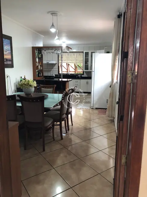 Foto 9 de Casa com 3 quartos à venda, 290m2 em Menges, Santo Angelo - RS