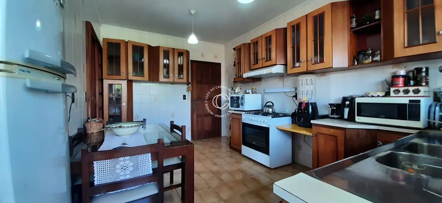 Foto 8 de Apartamento com 3 quartos à venda, 176m2 em Nossa Senhora de Fátima, Santa Maria - RS