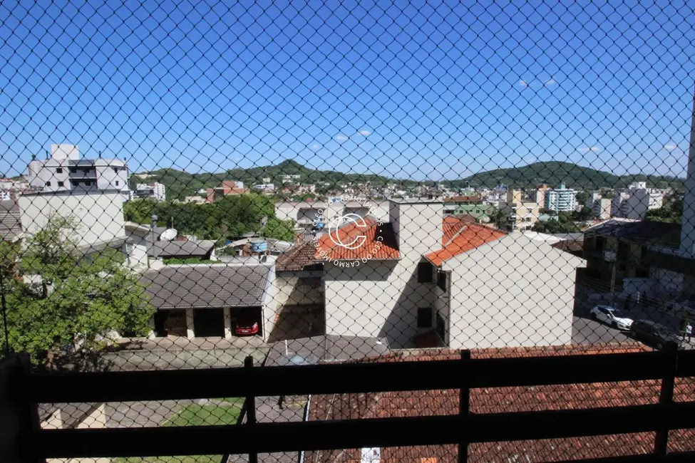Foto 3 de Apartamento com 3 quartos à venda, 120m2 em Centro, Santa Maria - RS