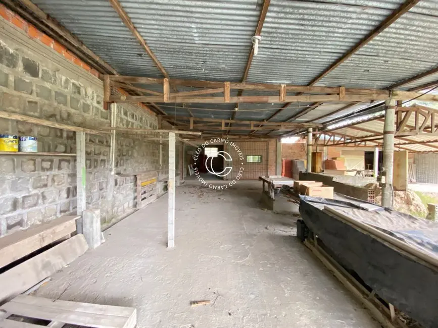Loja com 2 quartos à venda, 120m2 em Itaara - RS - imagem 9 Foto 9 de Loja com 2 quartos à venda, 120m2 em Itaara - RS