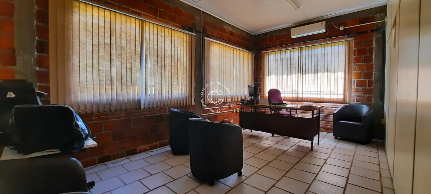 Loja com 5 quartos à venda, 150m2 em Itaara - RS - imagem 6 Foto 6 de Loja com 5 quartos à venda, 150m2 em Itaara - RS