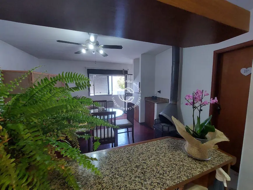 Foto 3 de Apartamento com 1 quarto à venda, 60m2 em Nossa Senhora de Fátima, Santa Maria - RS