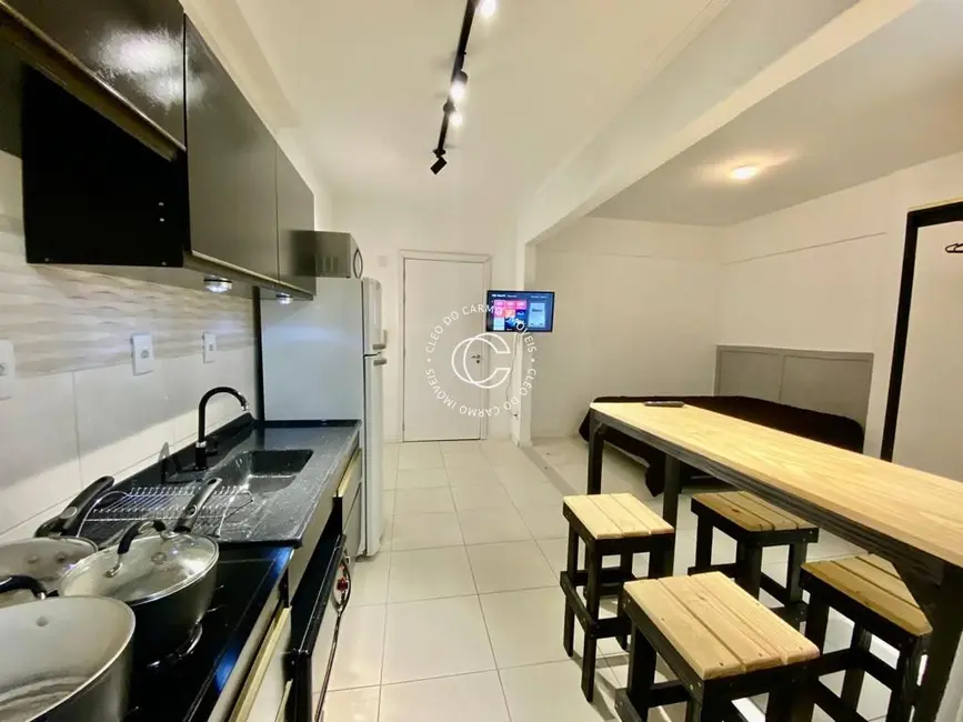 Foto 3 de Apartamento com 1 quarto à venda, 33m2 em Centro, Santa Maria - RS