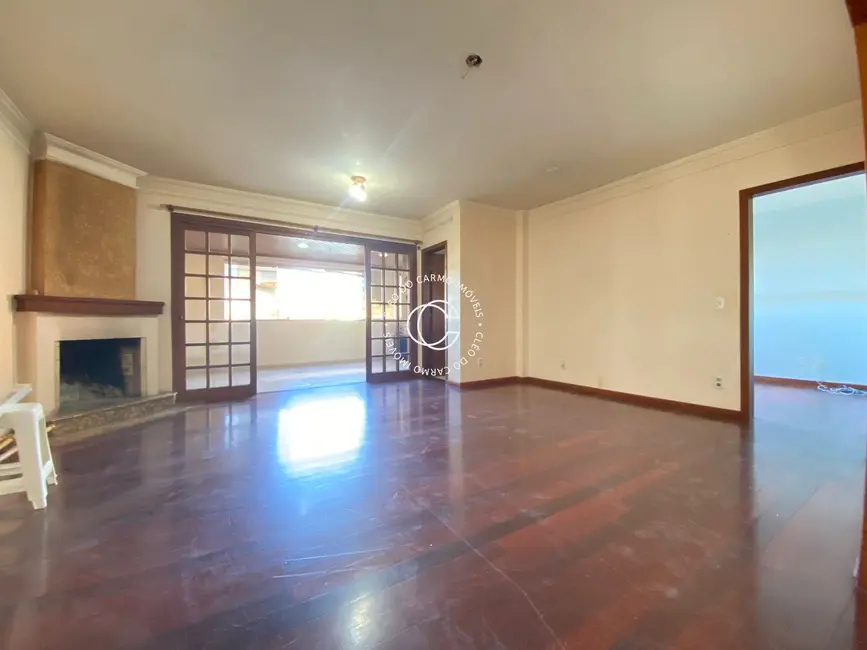 Foto 6 de Apartamento com 4 quartos à venda, 190m2 em Nonoai, Santa Maria - RS