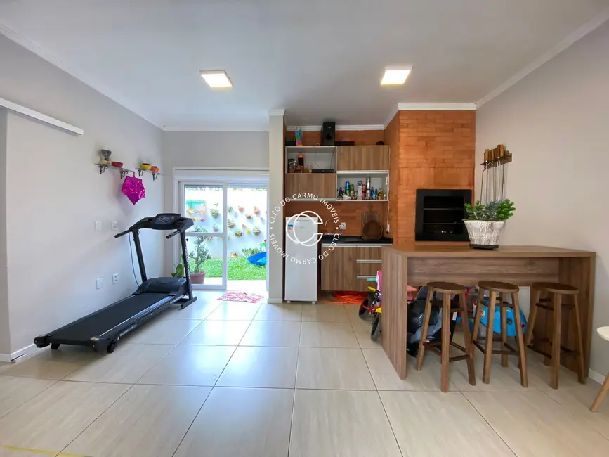 Foto 7 de Casa com 3 quartos à venda, 154m2 em Camobi, Santa Maria - RS