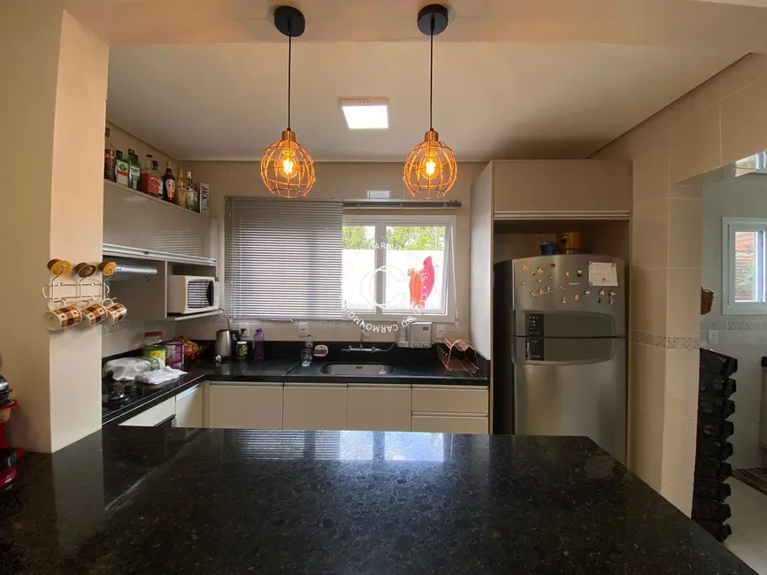 Foto 5 de Casa com 3 quartos à venda, 154m2 em Camobi, Santa Maria - RS