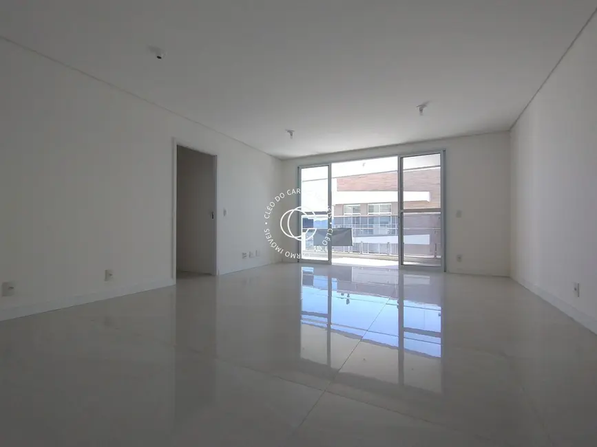 Foto 8 de Apartamento com 3 quartos à venda, 131m2 em Centro, Santa Maria - RS