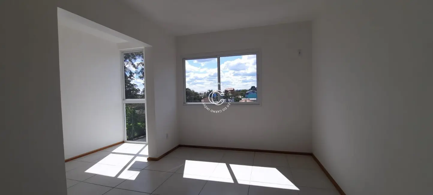 Apartamento com 2 quartos à venda, 81m2 em Dom Antônio Reis, Santa Maria - RS - imagem 3 Foto 3 de Apartamento com 2 quartos à venda, 81m2 em Dom Antônio Reis, Santa Maria - RS