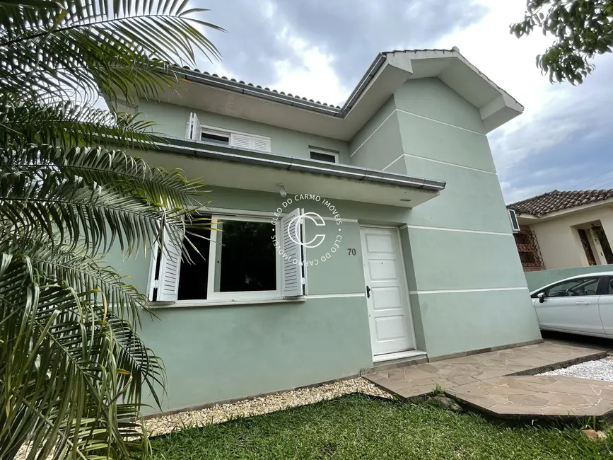 Foto 2 de Casa com 3 quartos à venda, 151m2 em Camobi, Santa Maria - RS