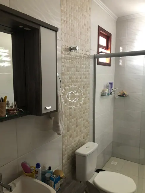 Casa com 3 quartos à venda, 272m2 em Itaara - RS - imagem 8 Foto 8 de Casa com 3 quartos à venda, 272m2 em Itaara - RS