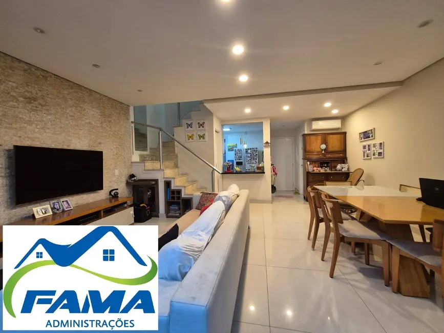 Foto 3 de Casa de Condomínio com 3 quartos à venda em Jardim Monte Kemel, São Paulo - SP