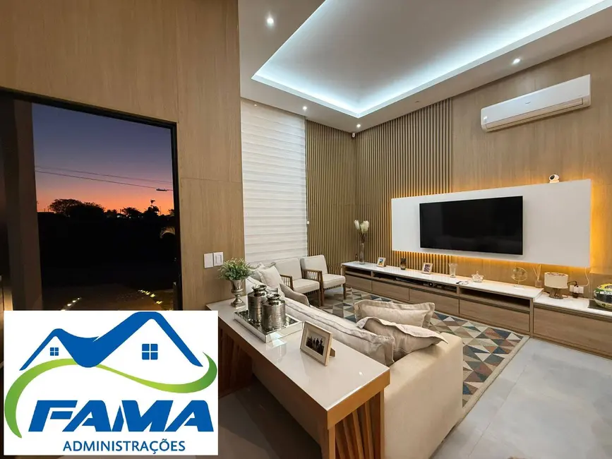 Foto 2 de Casa de Condomínio com 4 quartos à venda, 900m2 em Porangaba - SP