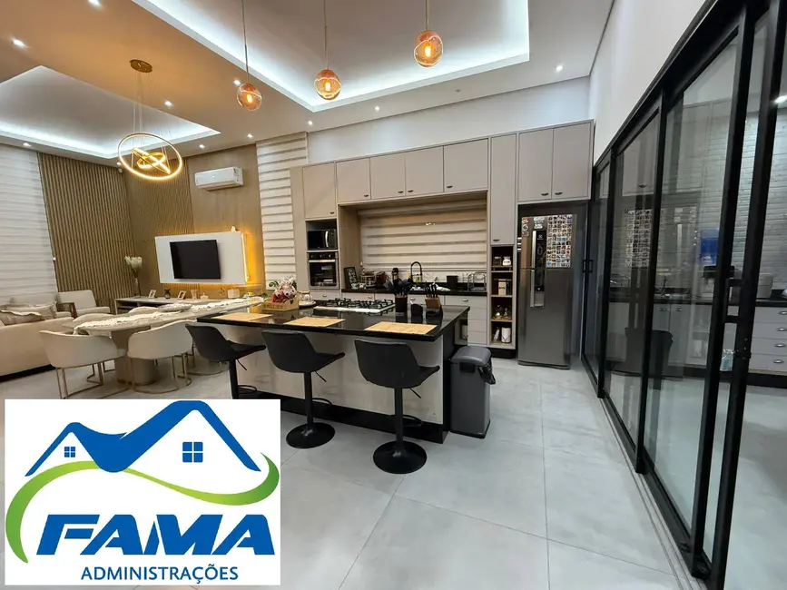 Foto 7 de Casa de Condomínio com 4 quartos à venda, 900m2 em Porangaba - SP