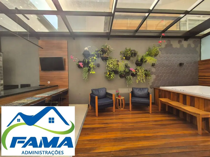 Foto 2 de Casa de Condomínio com 3 quartos à venda em Jardim Monte Kemel, São Paulo - SP