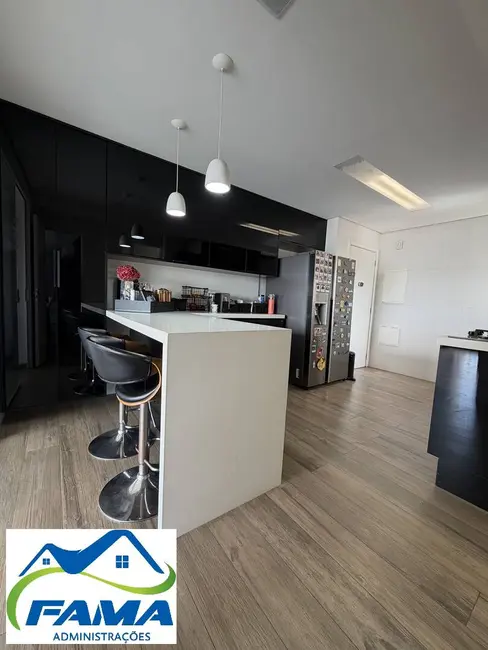 Apartamento com 3 quartos à venda, 177m2 em Jardim Monte Kemel, São Paulo - SP - imagem 9 Foto 9 de Apartamento com 3 quartos à venda, 177m2 em Jardim Monte Kemel, São Paulo - SP
