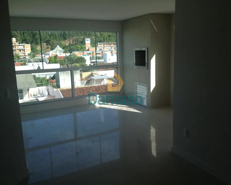 Foto 1 de Apartamento com 2 quartos à venda, 68m2 em Centro, Itajai - SC