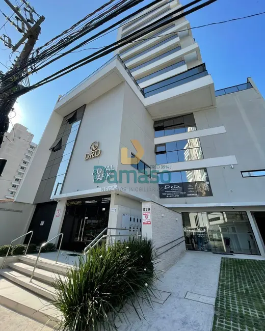 Apartamento com 2 quartos à venda, 150m2 em Centro, Itajai - SC - imagem 3 Foto 3 de Apartamento com 2 quartos à venda, 150m2 em Centro, Itajai - SC