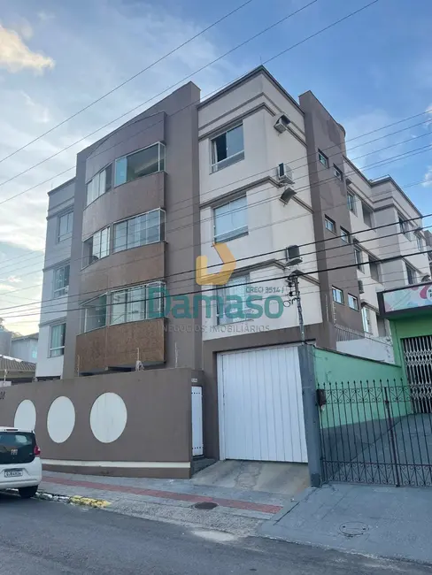 Apartamento com 2 quartos à venda, 76m2 em Fazendinha, Itajai - SC - imagem 2 Foto 2 de Apartamento com 2 quartos à venda, 76m2 em Fazendinha, Itajai - SC