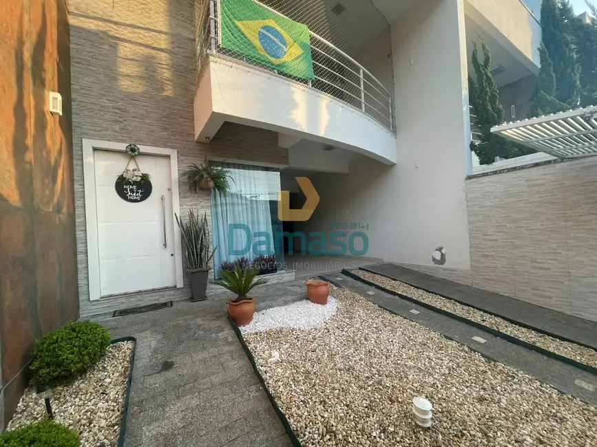 Foto 4 de Casa com 3 quartos à venda, 152m2 em Ressacada, Itajai - SC