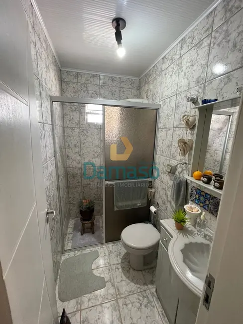 Casa com 4 quartos à venda, 150m2 em São Judas, Itajai - SC - imagem 9 Foto 9 de Casa com 4 quartos à venda, 150m2 em São Judas, Itajai - SC