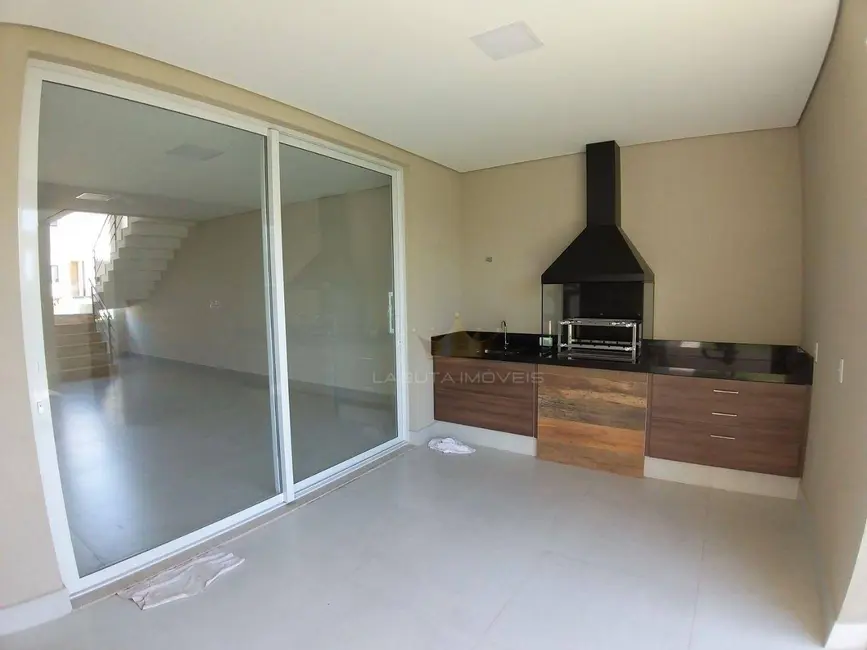 Casa de Condomínio com 3 quartos para alugar, 250m2 em Sumare - SP - imagem 7 Foto 7 de Casa de Condomínio com 3 quartos para alugar, 250m2 em Sumare - SP