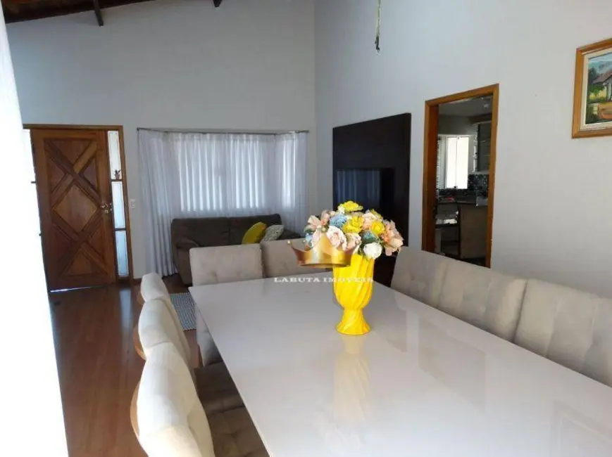 Casa com 3 quartos à venda, 200m2 em Vila Yolanda Costa e Silva, Sumare - SP - imagem 4 Foto 4 de Casa com 3 quartos à venda, 200m2 em Vila Yolanda Costa e Silva, Sumare - SP
