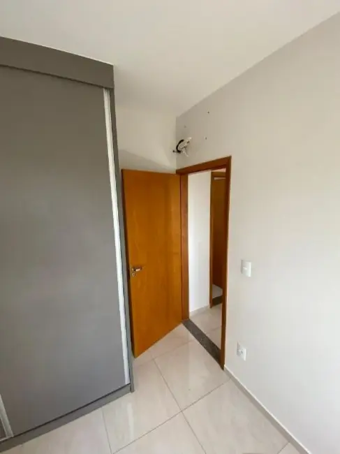 Apartamento com 2 quartos para alugar, 58m2 em Parque Emília, Sumare - SP - imagem 7 Foto 7 de Apartamento com 2 quartos para alugar, 58m2 em Parque Emília, Sumare - SP