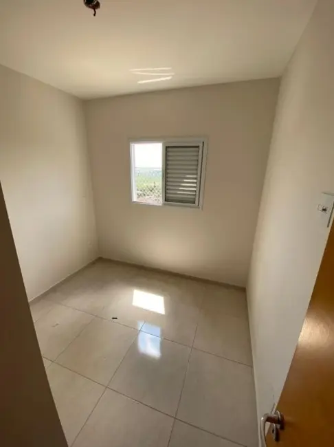 Apartamento com 2 quartos para alugar, 58m2 em Parque Emília, Sumare - SP - imagem 3 Foto 3 de Apartamento com 2 quartos para alugar, 58m2 em Parque Emília, Sumare - SP