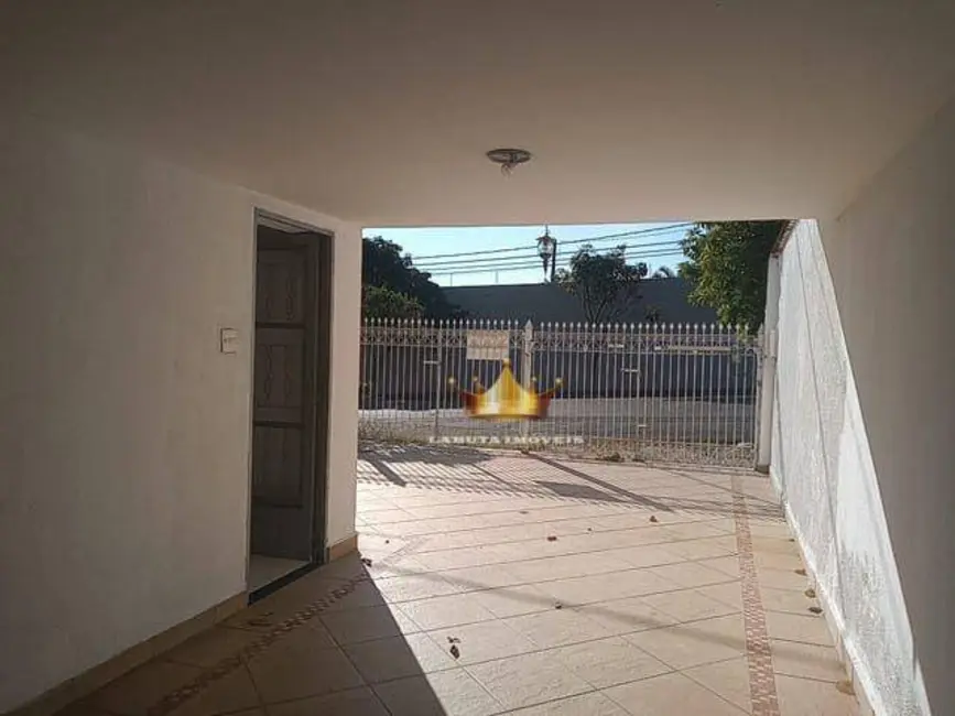 Casa com 4 quartos para alugar, 270m2 em Centro, Sumare - SP - imagem 4 Foto 4 de Casa com 4 quartos para alugar, 270m2 em Centro, Sumare - SP