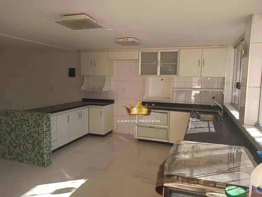 Casa com 4 quartos para alugar, 270m2 em Centro, Sumare - SP - imagem 9 Foto 9 de Casa com 4 quartos para alugar, 270m2 em Centro, Sumare - SP