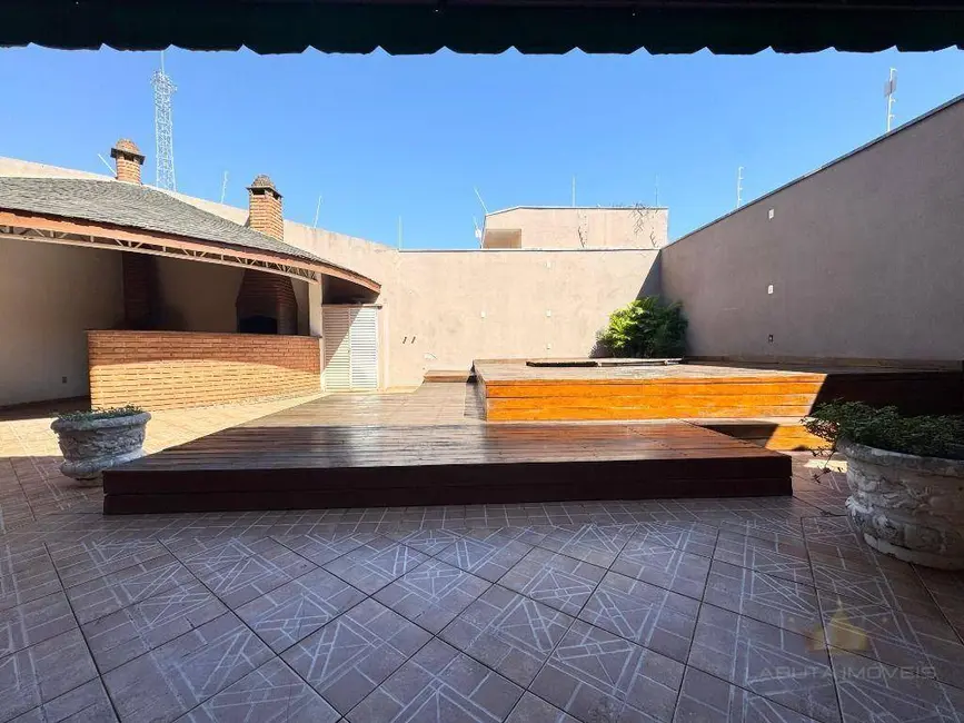 Casa com 3 quartos para alugar, 500m2 em Jardim Alvorada, Sumare - SP - imagem 1 Foto 1 de Casa com 3 quartos para alugar, 500m2 em Jardim Alvorada, Sumare - SP