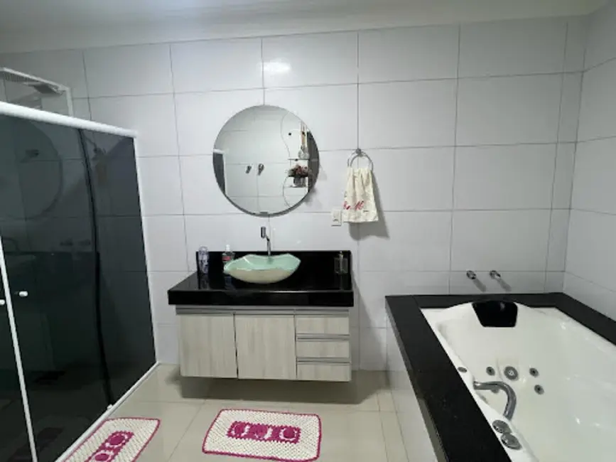 Foto 8 de Sobrado com 4 quartos à venda, 300m2 em Jardim Residencial Vaughan, Sumare - SP