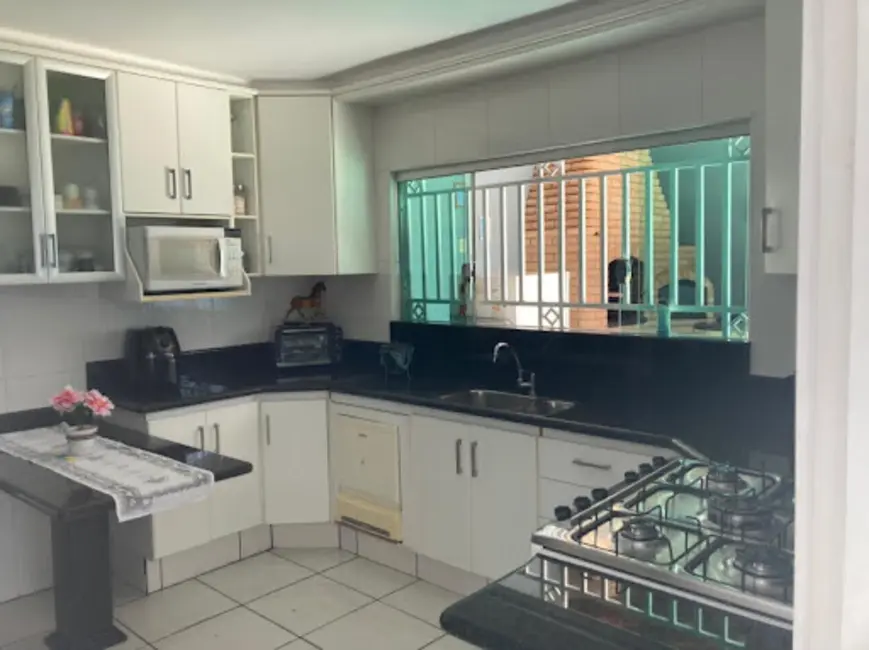 Foto 3 de Casa com 2 quartos à venda, 250m2 em Jardim João Paulo II, Sumare - SP