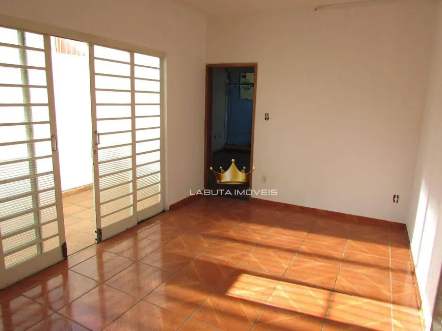 Casa para alugar, 250m2 em Jardim Alvorada, Sumare - SP - imagem 7 Foto 7 de Casa para alugar, 250m2 em Jardim Alvorada, Sumare - SP