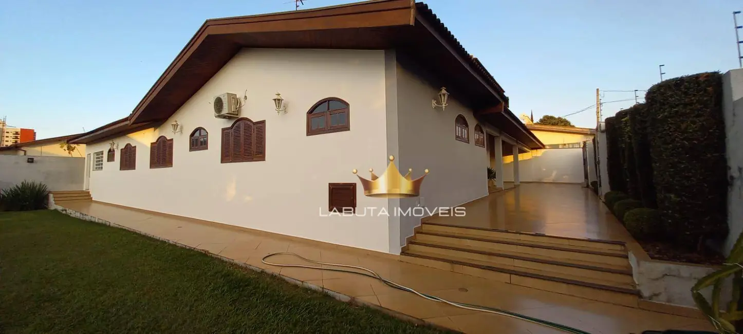 Foto 3 de Casa com 3 quartos para alugar, 825m2 em Parque Hongaro, Sumare - SP