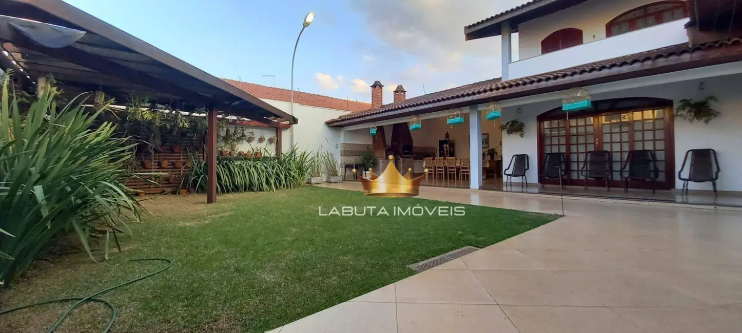 Foto 1 de Casa com 3 quartos para alugar, 825m2 em Parque Hongaro, Sumare - SP
