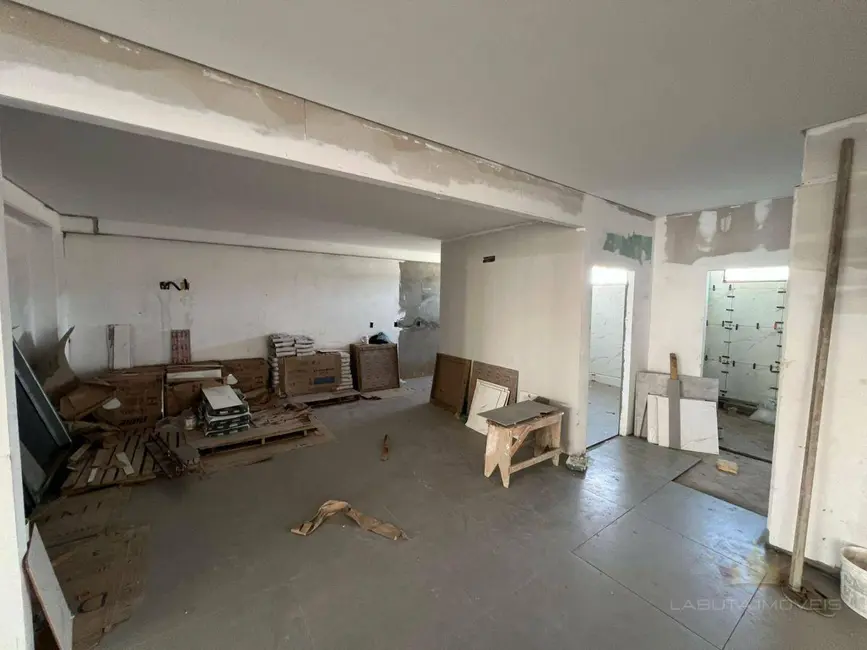 Foto 4 de Sala Comercial para alugar, 956m2 em Centro, Sumare - SP