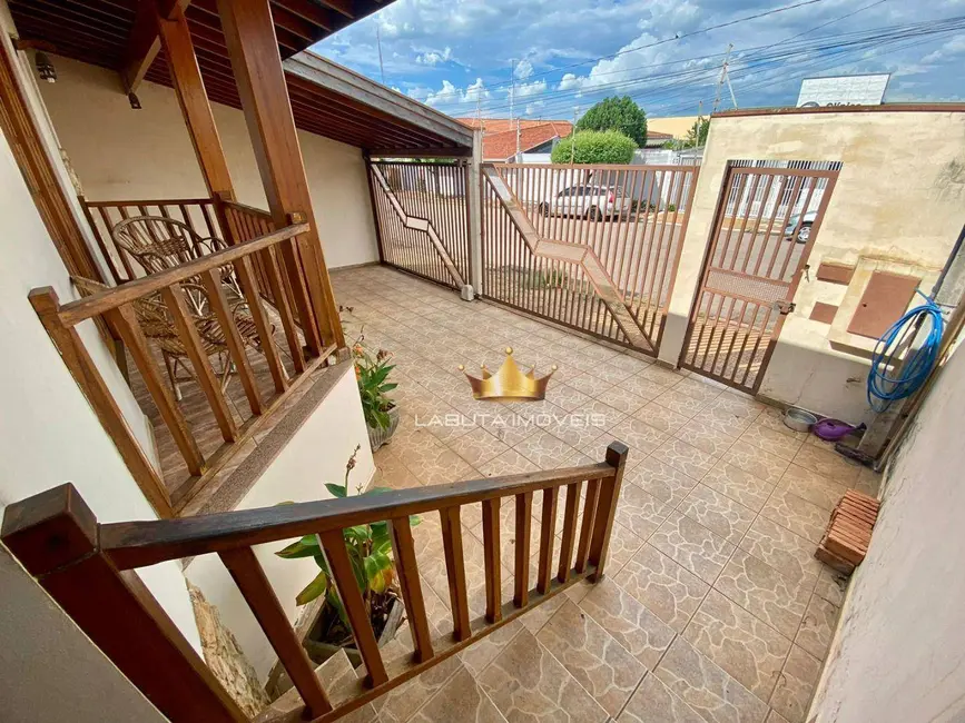 Casa com 3 quartos para alugar, 250m2 em Jardim Alvorada, Sumare - SP - imagem 7 Foto 7 de Casa com 3 quartos para alugar, 250m2 em Jardim Alvorada, Sumare - SP